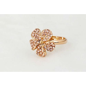 Кольцо Сваровски "Цветок"