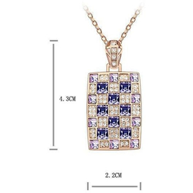 Кулон "Шахматная королева"