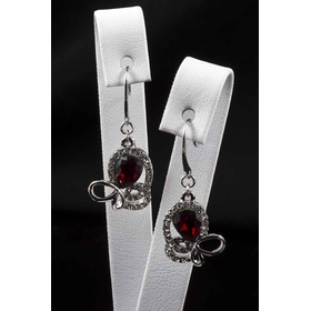 Серьги Сваровски "Фантазия" красный